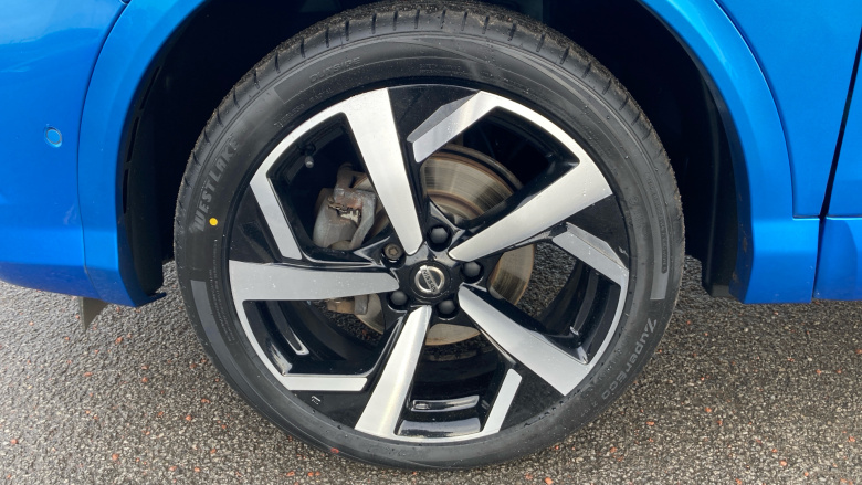 Nissan Qashqai 1.3 DiG-T Tekna+ 5dr Petrol Hatchback